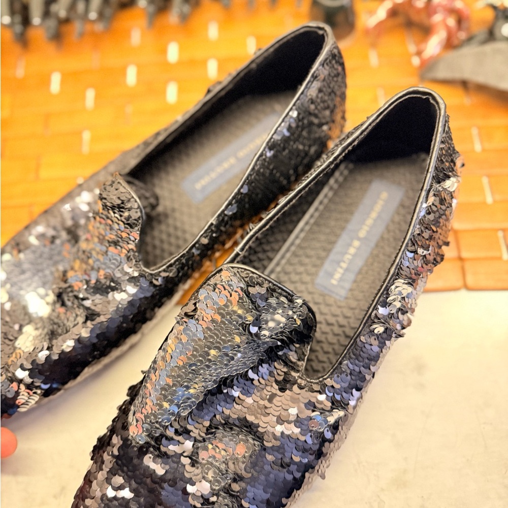 Runway Elegant Black Sequin Loafers for Men - Picture 6 of 8